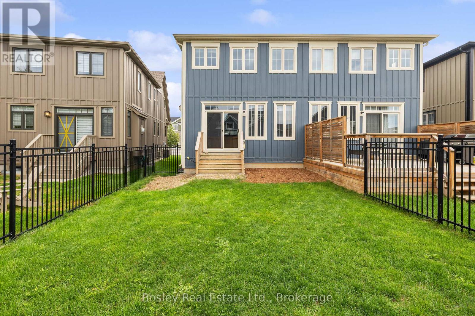 213 Yellow Birch Crescent, Blue Mountains, Ontario  L9Y 0R4 - Photo 36 - X12456533