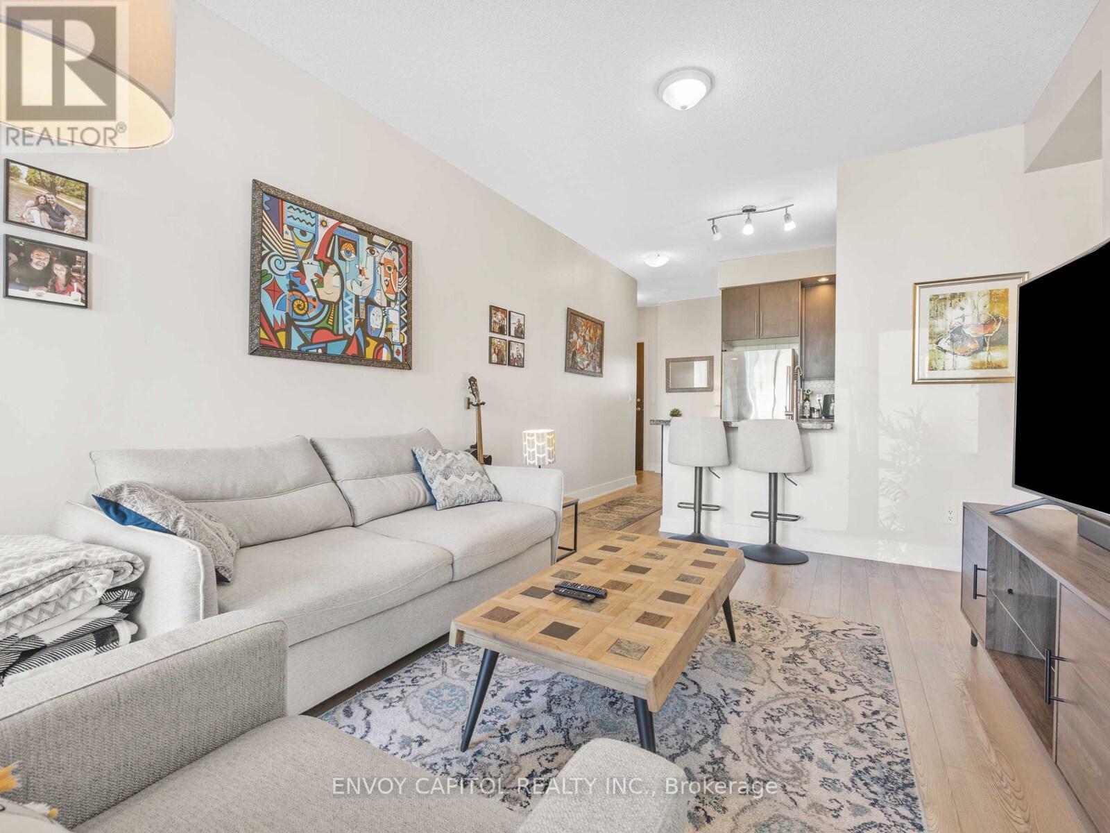 1702 - 28 Linden Street, Toronto, Ontario  M4Y 0A4 - Photo 10 - C12459300