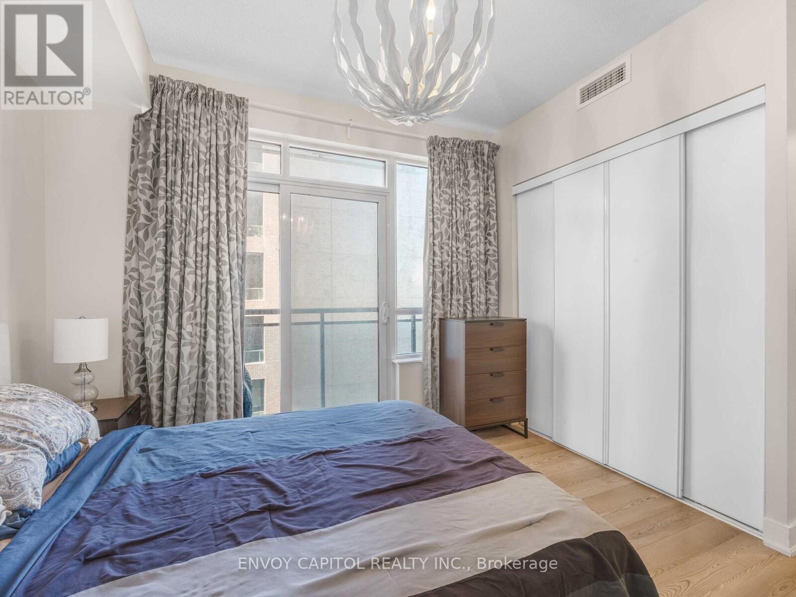 1702 - 28 Linden Street, Toronto, Ontario  M4Y 0A4 - Photo 19 - C12459300