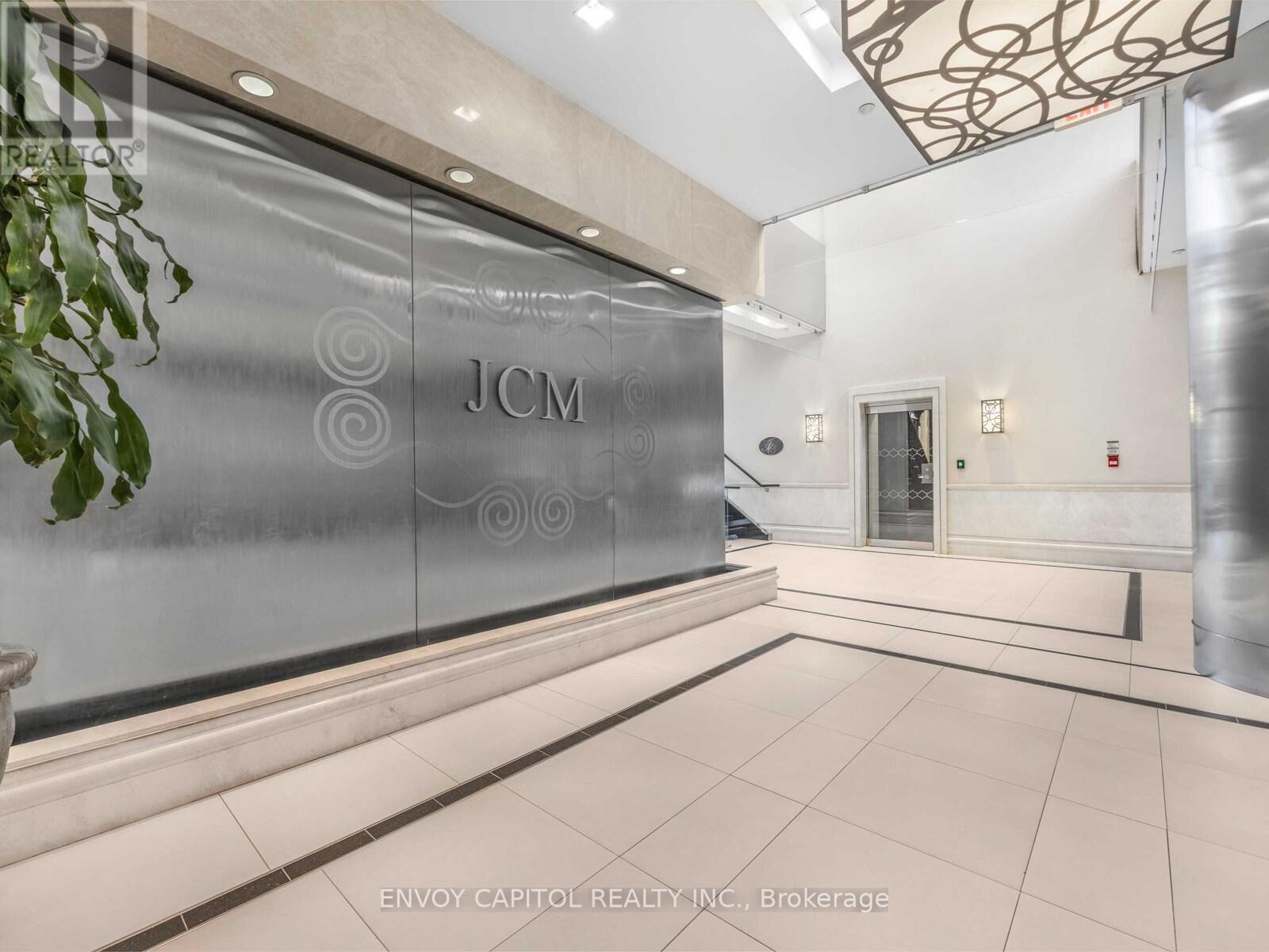 1702 - 28 Linden Street, Toronto, Ontario  M4Y 0A4 - Photo 23 - C12459300