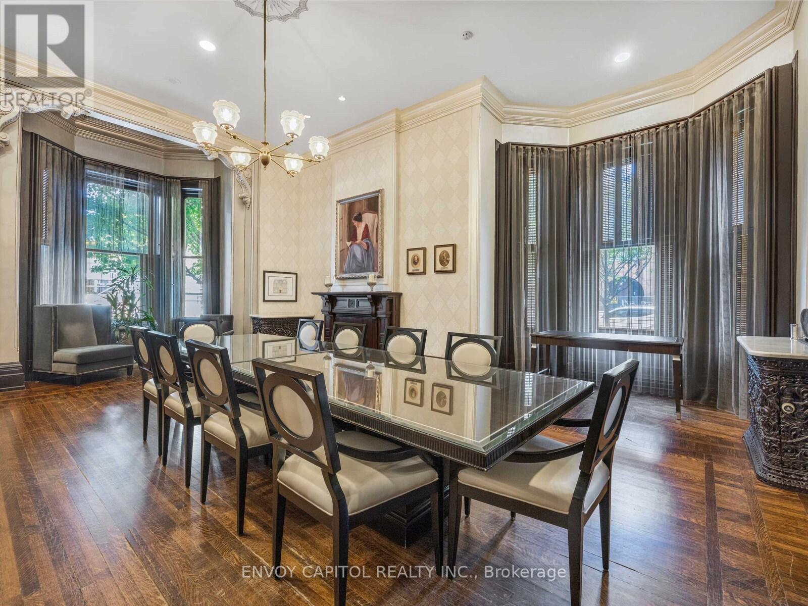 1702 - 28 Linden Street, Toronto, Ontario  M4Y 0A4 - Photo 3 - C12459300