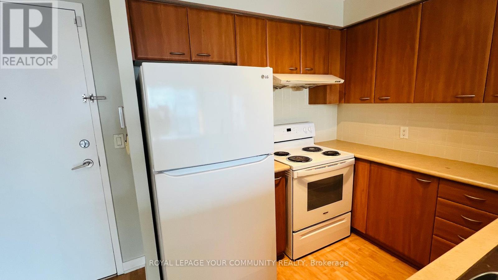 609 - 38 Lee Centre Drive, Toronto, Ontario  M1H 3J7 - Photo 10 - E12459294