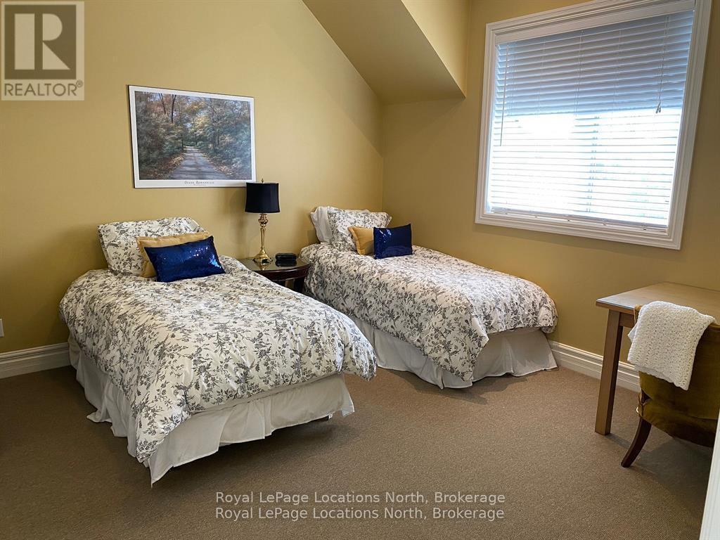 212 Snowbridge Way, Blue Mountains, Ontario  L9Y 0V1 - Photo 19 - X12459312