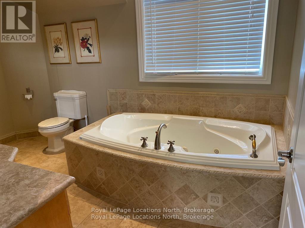 212 Snowbridge Way, Blue Mountains, Ontario  L9Y 0V1 - Photo 22 - X12459312