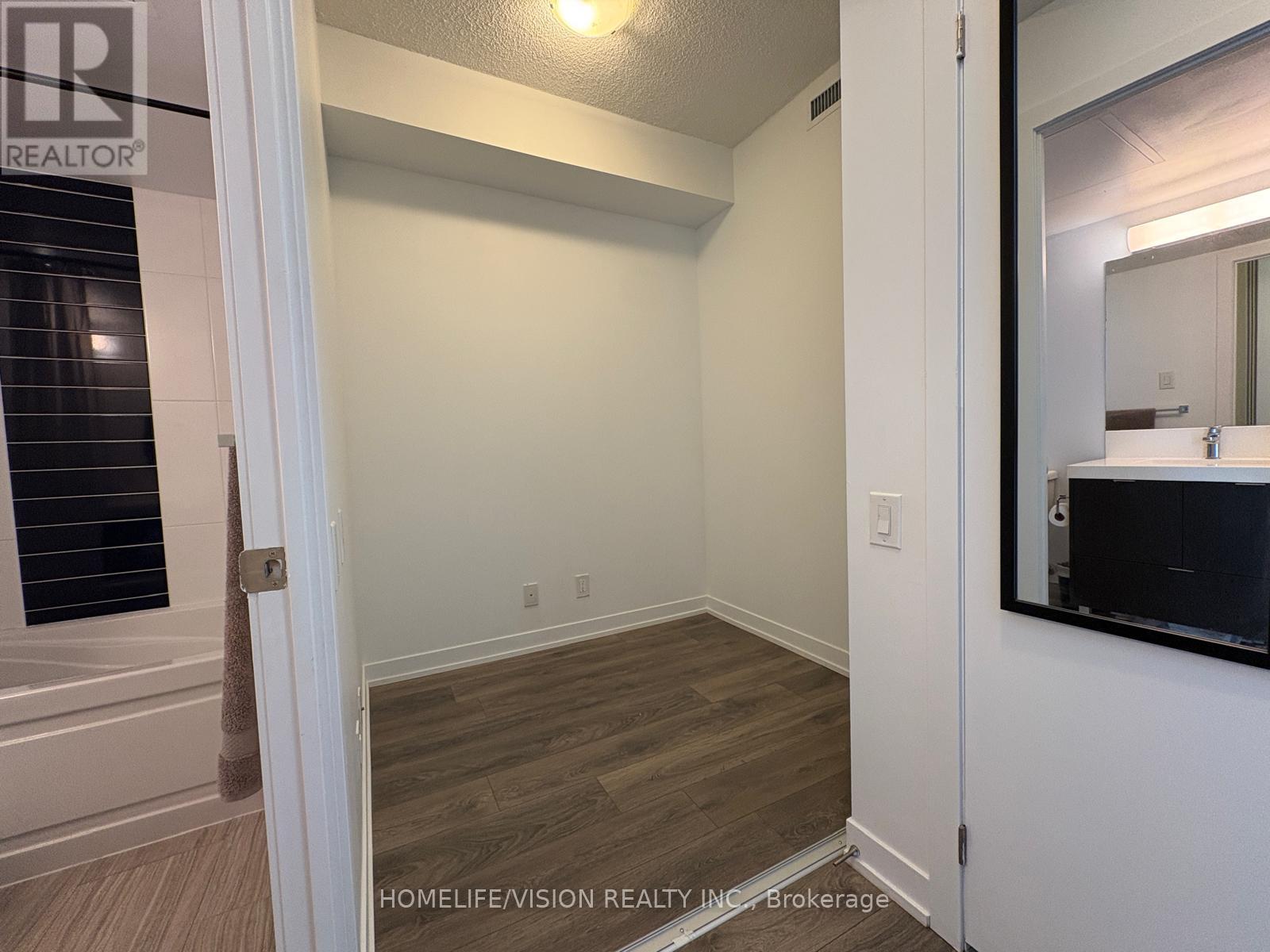 2801 - 365 Church Street, Toronto, Ontario  M5B 0B5 - Photo 11 - C12458719