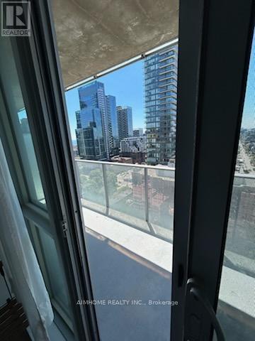 2110 - 375 King Street W, Toronto, Ontario  M5V 1K1 - Photo 11 - C12459310