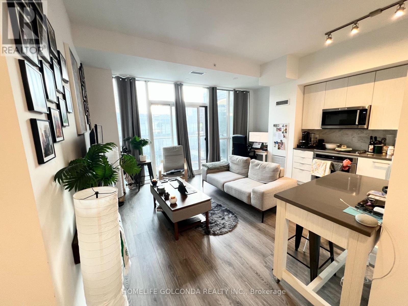 703 - 38 IANNUZZI STREET, Toronto, Ontario