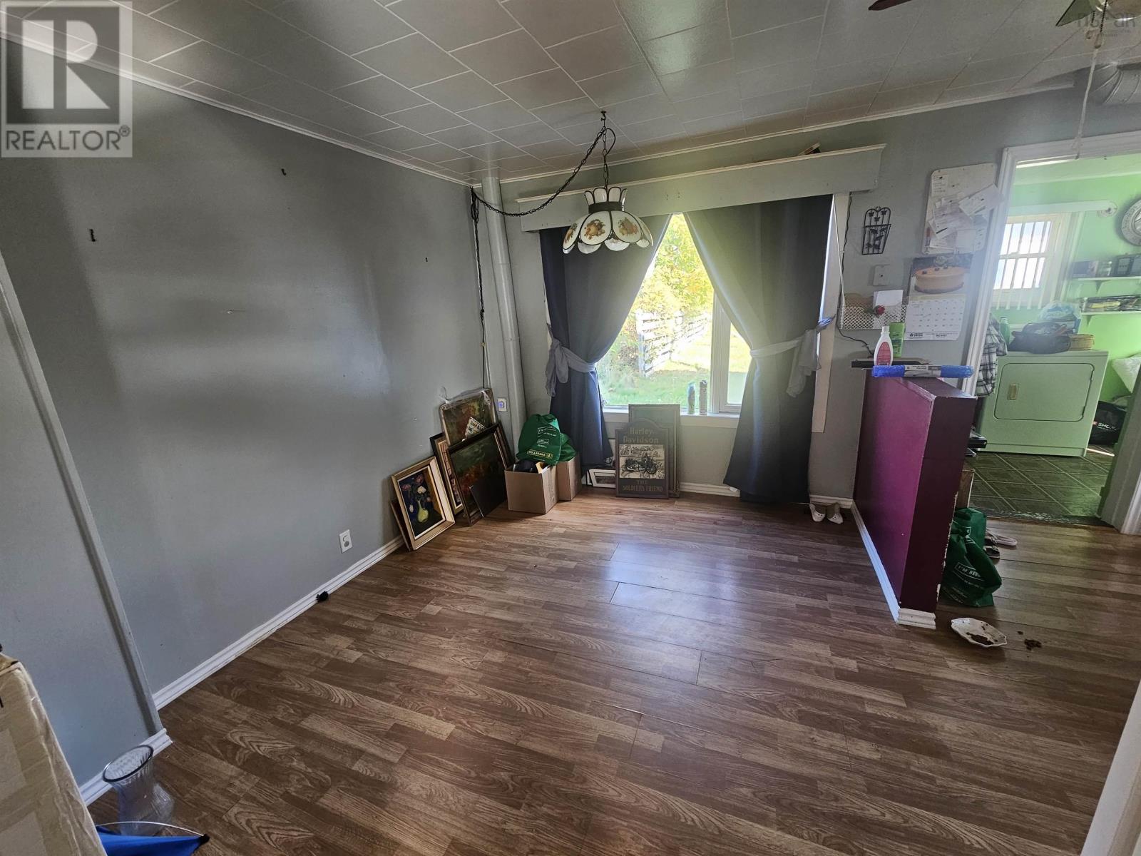 18 International Street, Glace Bay, Nova Scotia  B1A 3P7 - Photo 5 - 202525689