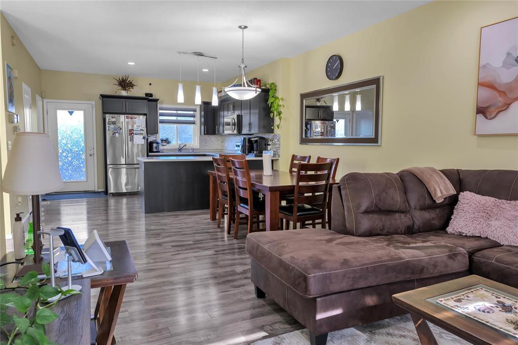119 Old Commonwealth Path, Winnipeg, Manitoba  R2R 2X3 - Photo 3 - 202526290