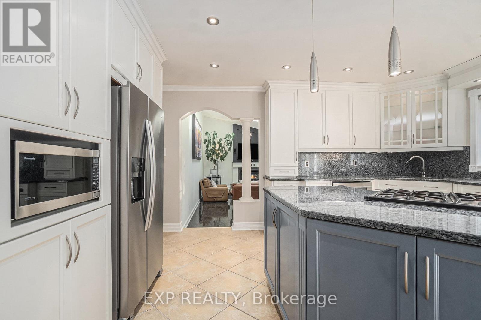 150 Topaze Avenue, Ottawa, Ontario  K4B 1K1 - Photo 13 - X12459316