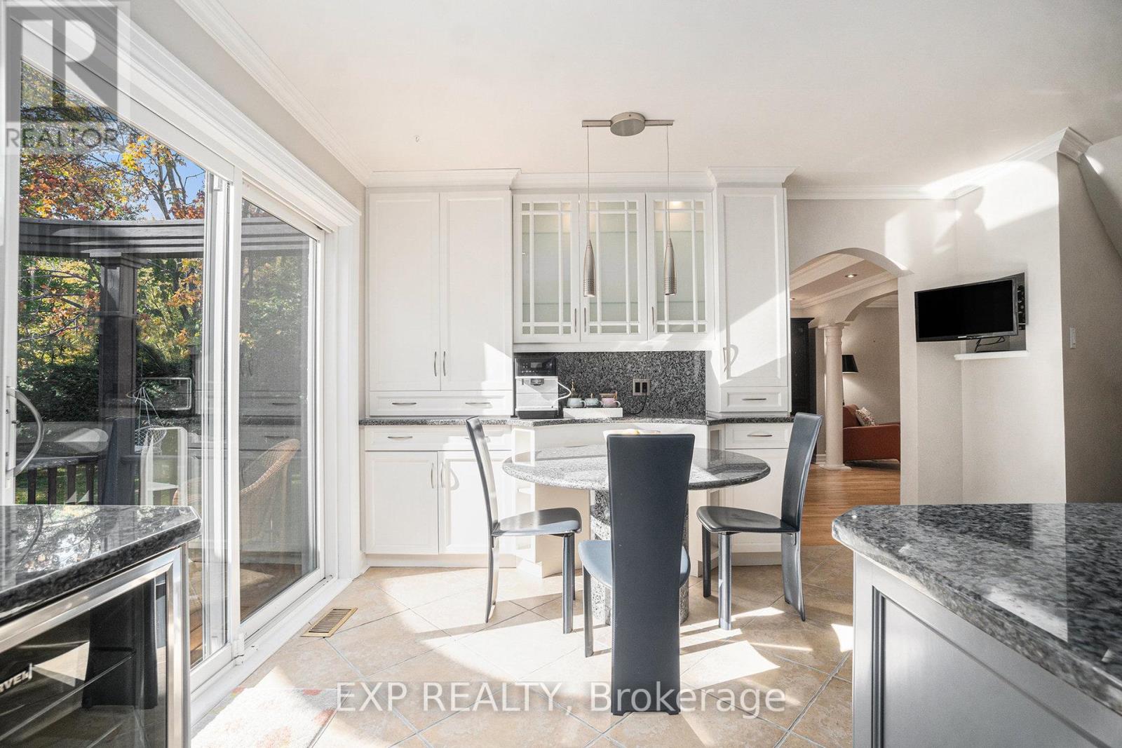 150 Topaze Avenue, Ottawa, Ontario  K4B 1K1 - Photo 15 - X12459316