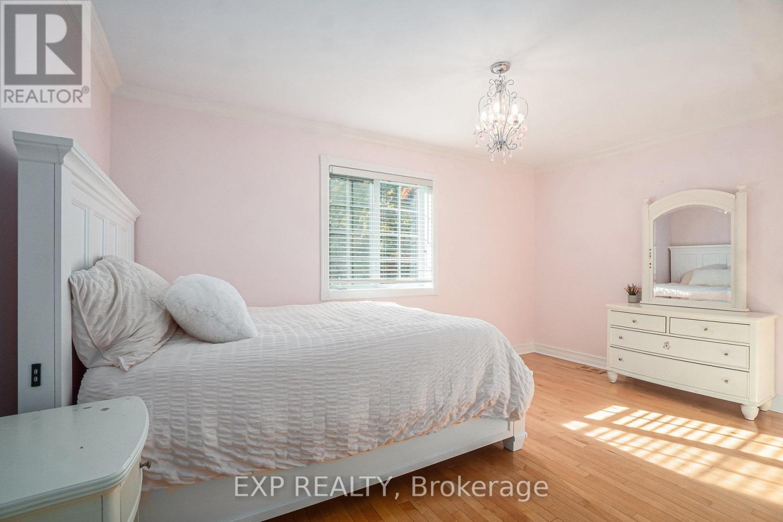150 Topaze Avenue, Ottawa, Ontario  K4B 1K1 - Photo 27 - X12459316