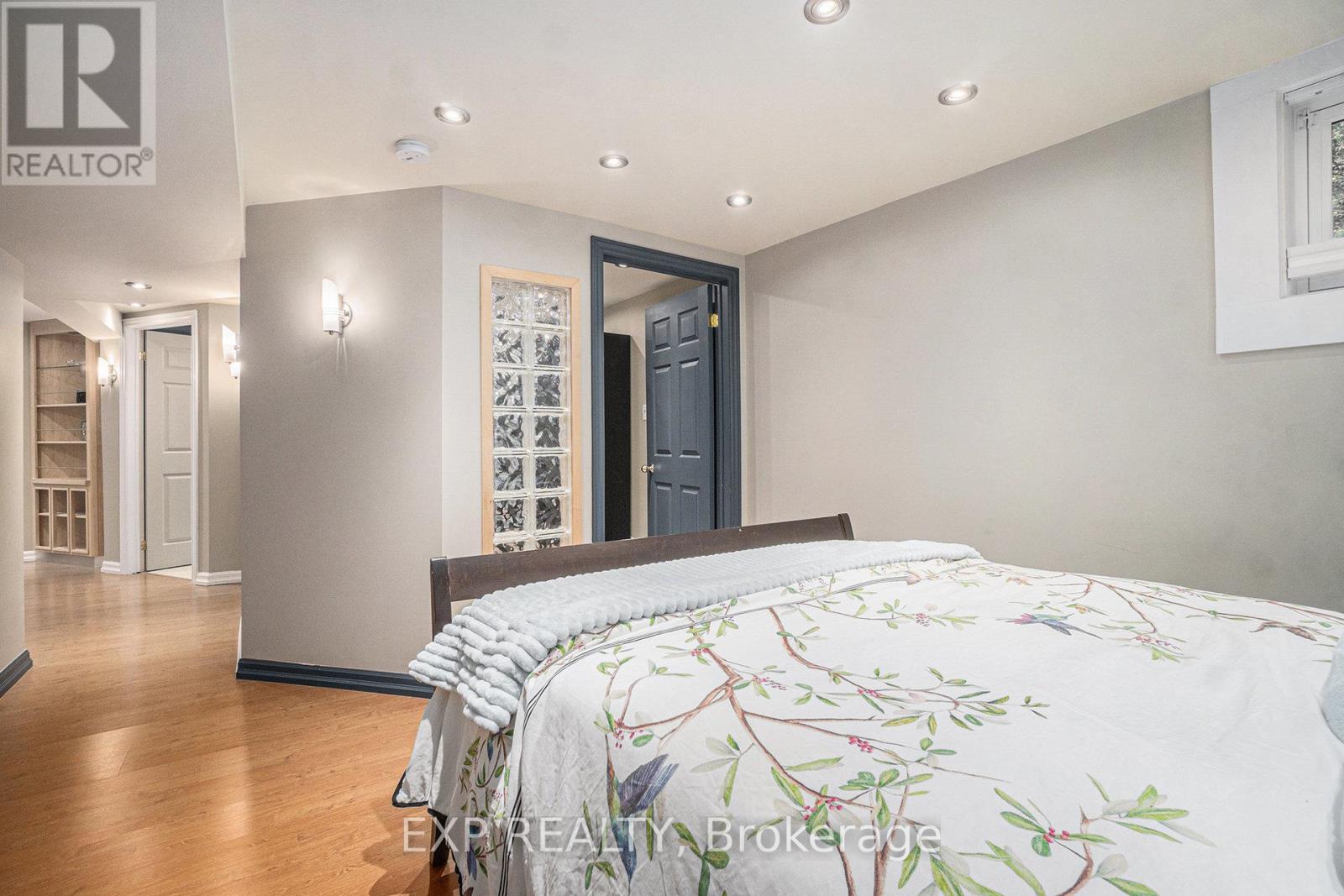 150 Topaze Avenue, Ottawa, Ontario  K4B 1K1 - Photo 35 - X12459316
