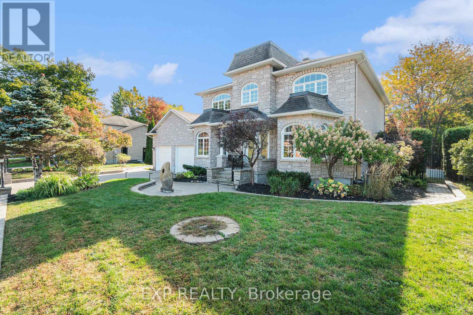 150 Topaze Avenue, Ottawa, Ontario  K4B 1K1 - Photo 4 - X12459316