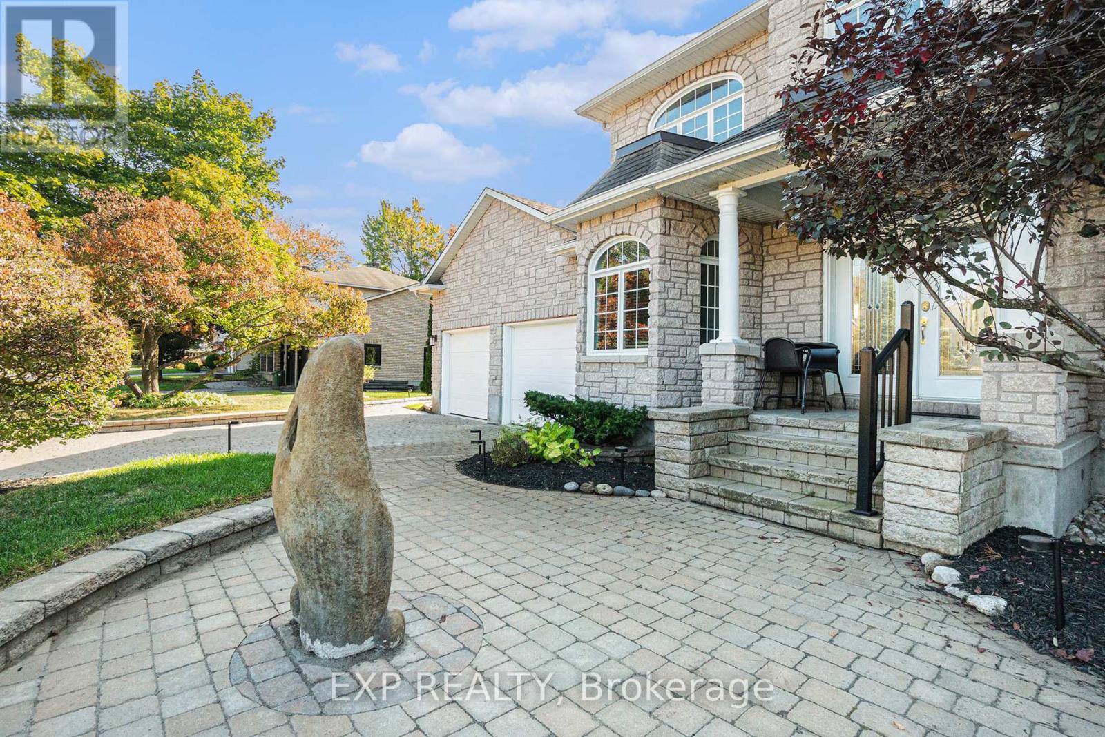 150 Topaze Avenue, Ottawa, Ontario  K4B 1K1 - Photo 5 - X12459316
