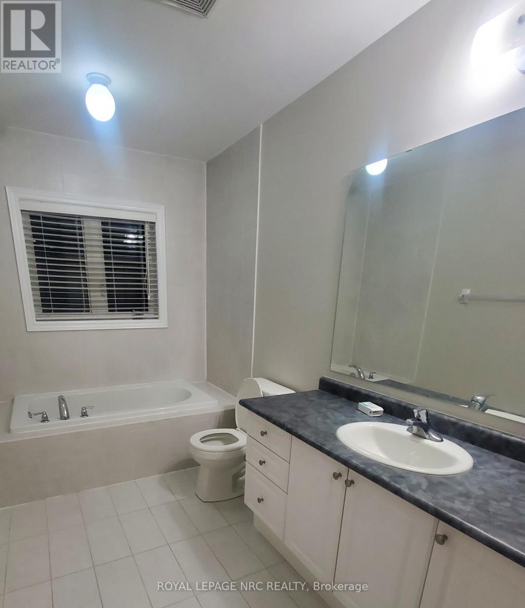 84 Lola Crescent, Brampton, Ontario  L7A 0A8 - Photo 12 - W12459323