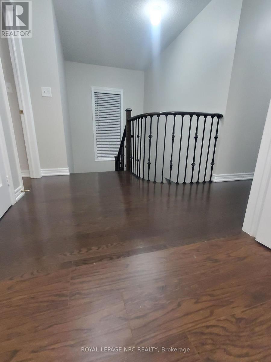 84 Lola Crescent, Brampton, Ontario  L7A 0A8 - Photo 18 - W12459323