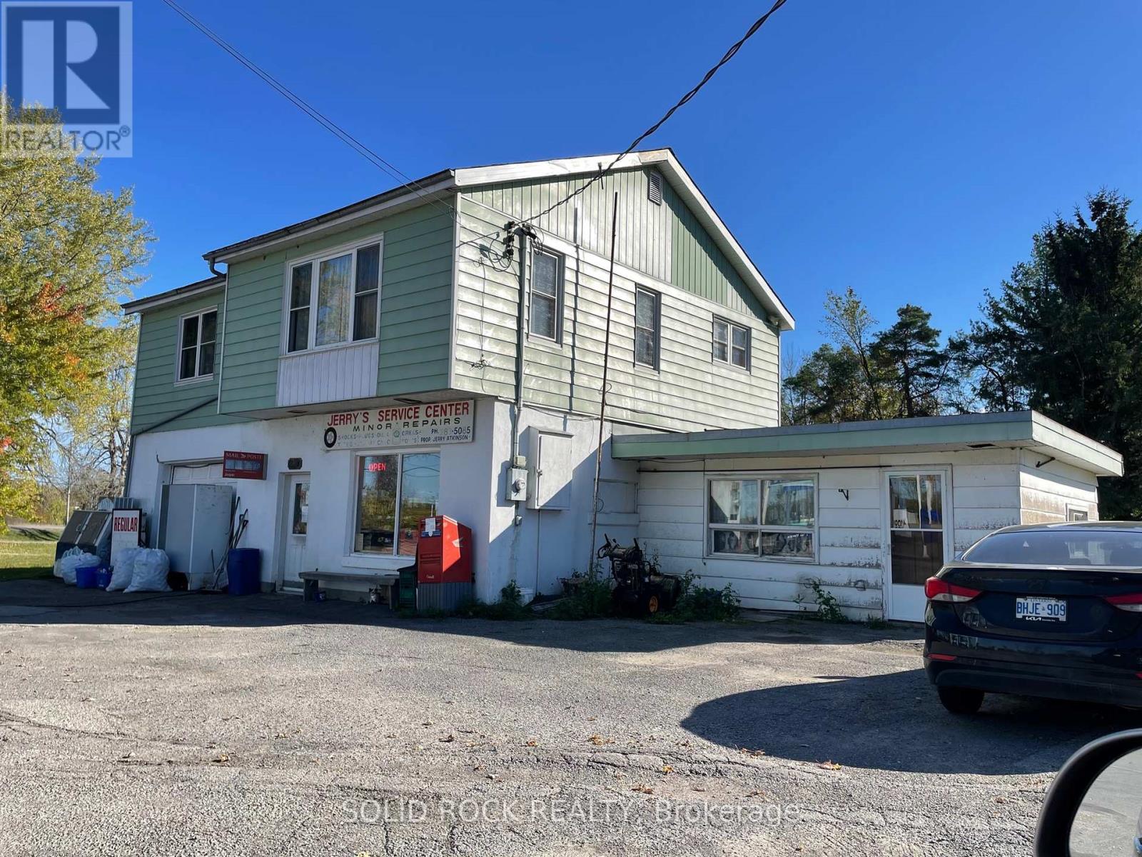 <h3>$595,000</h3><p>24 County Rd 17 Se, Elizabethtown-Kitley, Ontario</p>