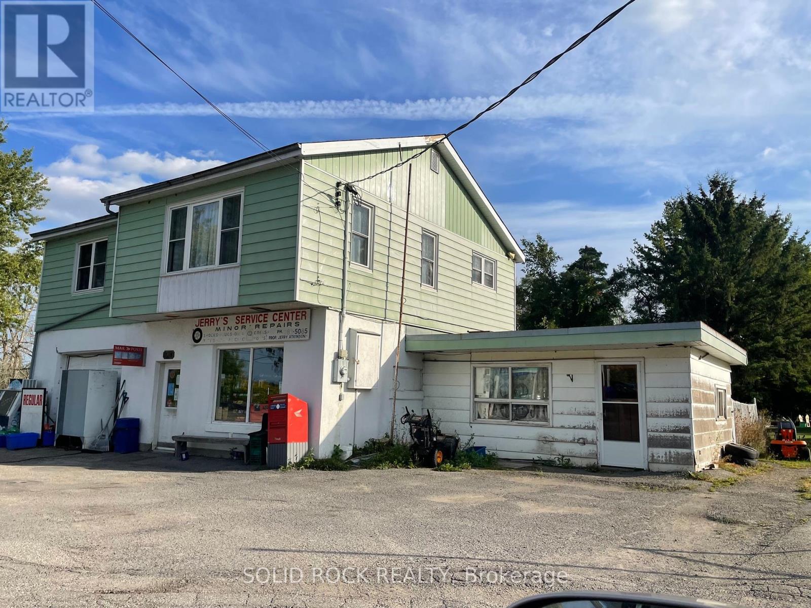 24 County Rd 17 Se, Elizabethtown-Kitley, Ontario  K7R 3L2 - Photo 2 - X12459314