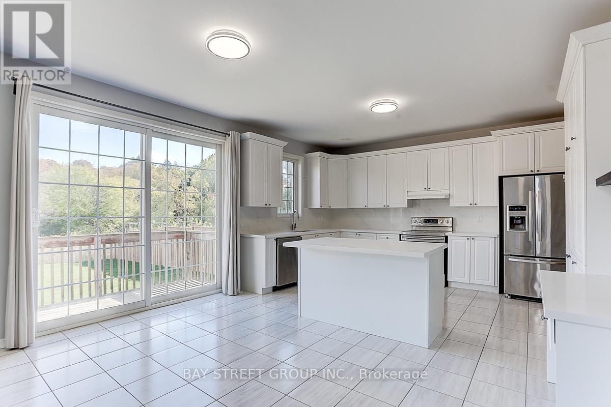 2433 Equestrian Crescent, Oshawa, Ontario  L1L 0L9 - Photo 14 - E12459324