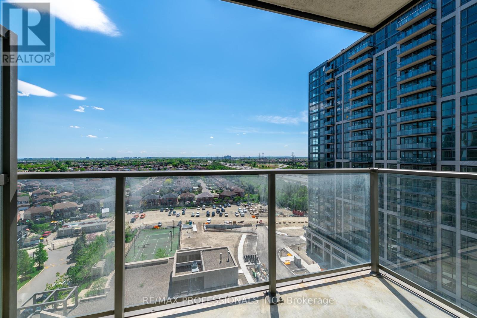 1511 - 339 Rathburn Road, Mississauga, Ontario  L5B 0C8 - Photo 19 - W12459313