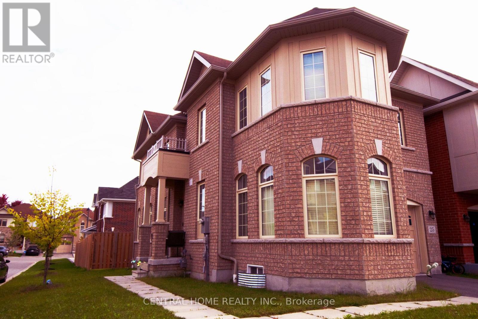 25 Camilleri Road, Ajax, Ontario  L1Z 0T2 - Photo 2 - E12390393