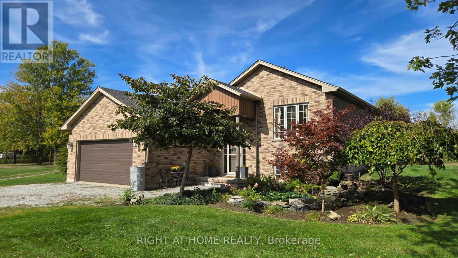 40996 Forks Road, Wainfleet, Ontario  L0S 1V0 - Photo 2 - X12459318
