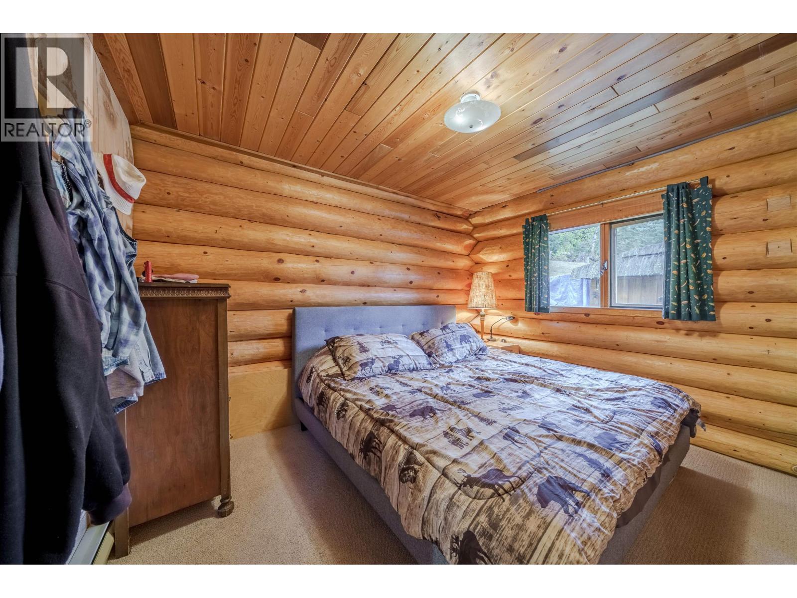 7561 Mccarthy Road, Bridge Lake, British Columbia  V0K 1X2 - Photo 12 - R3057761