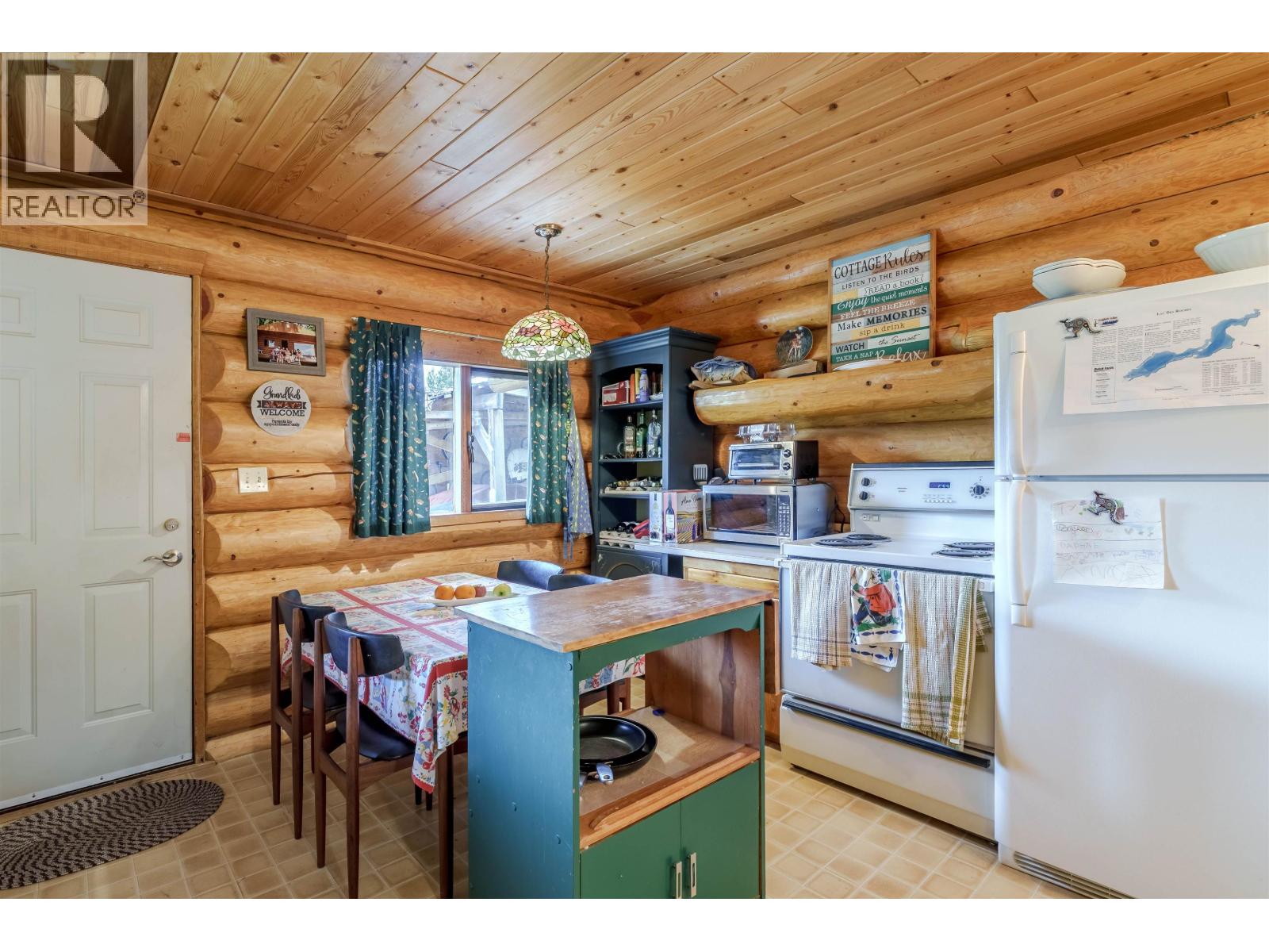 7561 Mccarthy Road, Bridge Lake, British Columbia  V0K 1X2 - Photo 8 - R3057761
