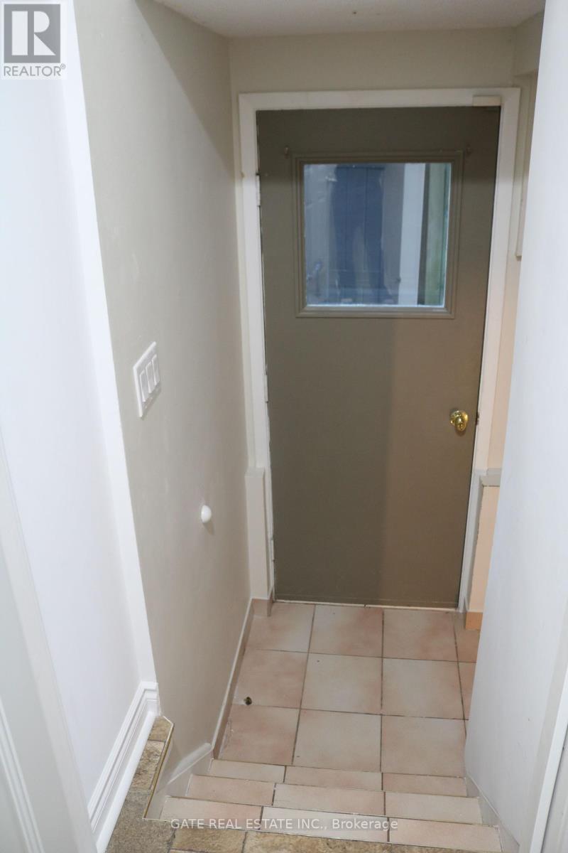 13 Spring Street, Whitchurch-Stouffville, Ontario  L4A 7X1 - Photo 21 - N12459326