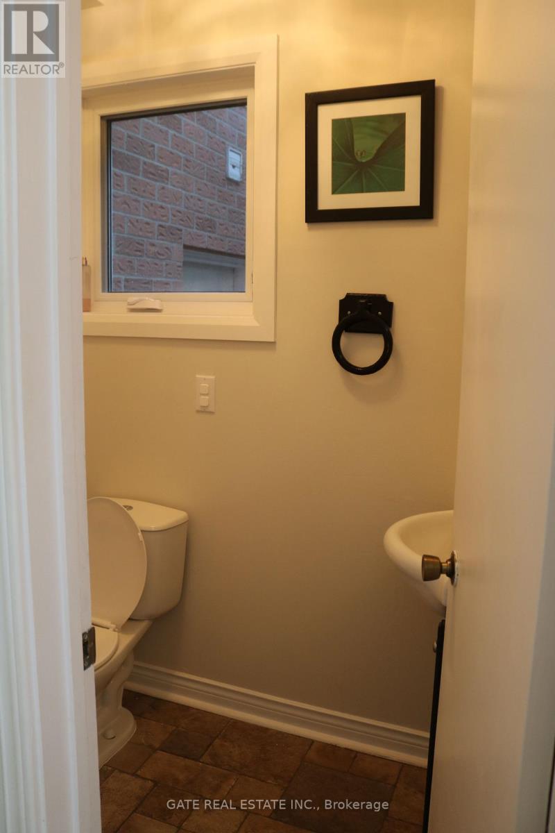 13 Spring Street, Whitchurch-Stouffville, Ontario  L4A 7X1 - Photo 22 - N12459326
