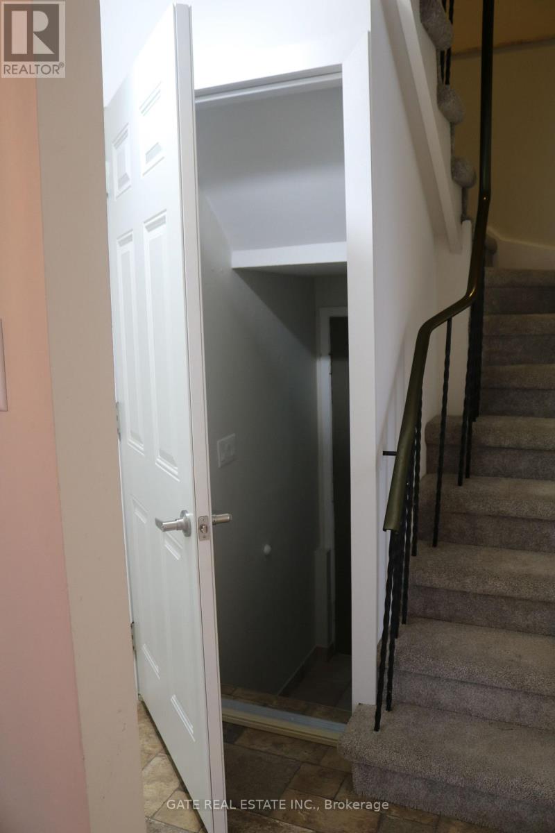 13 Spring Street, Whitchurch-Stouffville, Ontario  L4A 7X1 - Photo 46 - N12459326