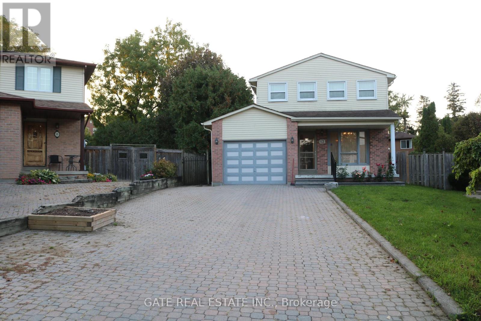 13 Spring Street, Whitchurch-Stouffville, Ontario  L4A 7X1 - Photo 47 - N12459326