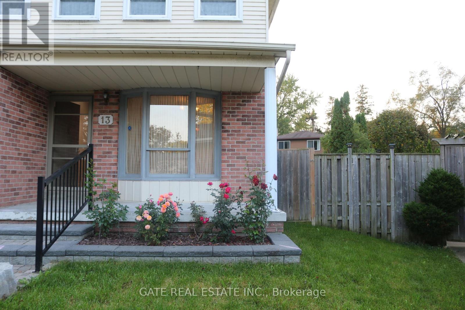 13 Spring Street, Whitchurch-Stouffville, Ontario  L4A 7X1 - Photo 50 - N12459326