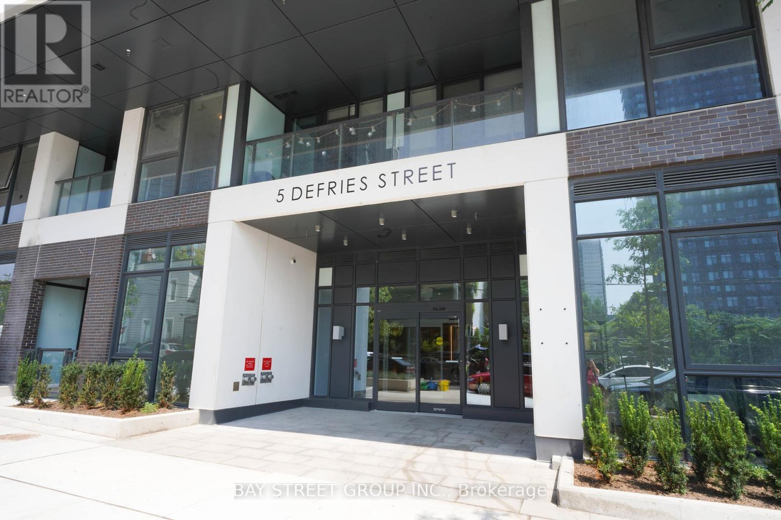 2609 - 5 Defries Street, Toronto, Ontario  M5A 0W7 - Photo 2 - C12459337