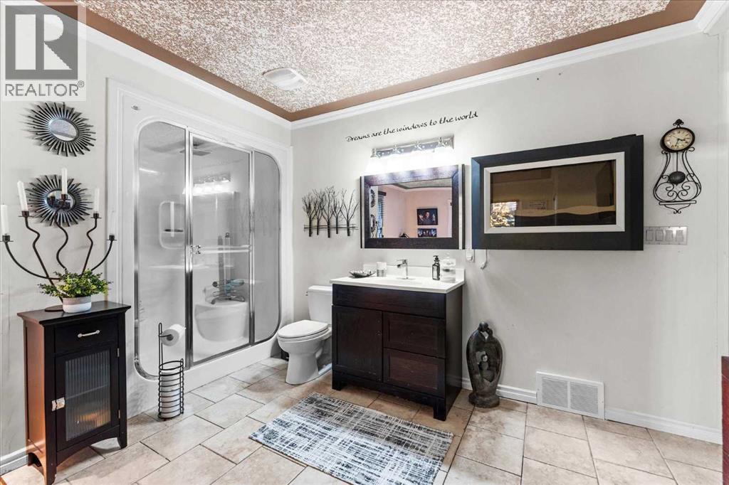 11124 110a Avenue, Edmonton, Alberta  T5H 1K1 - Photo 29 - A2264177