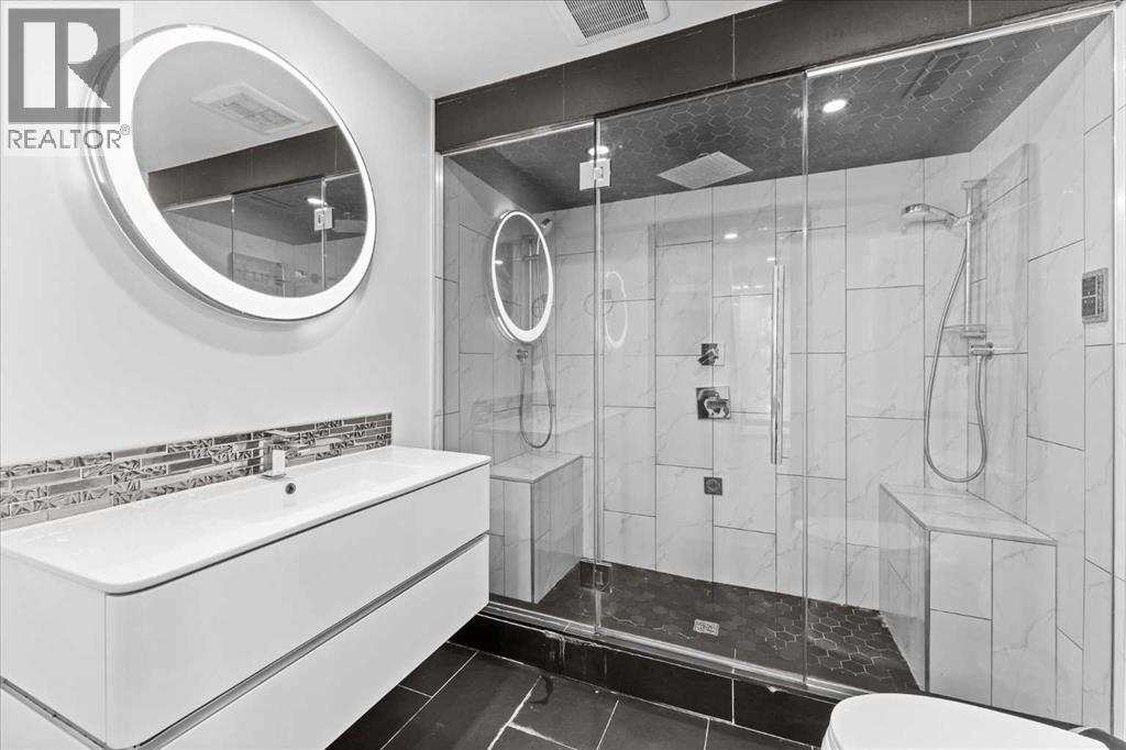 11124 110a Avenue, Edmonton, Alberta  T5H 1K1 - Photo 40 - A2264177