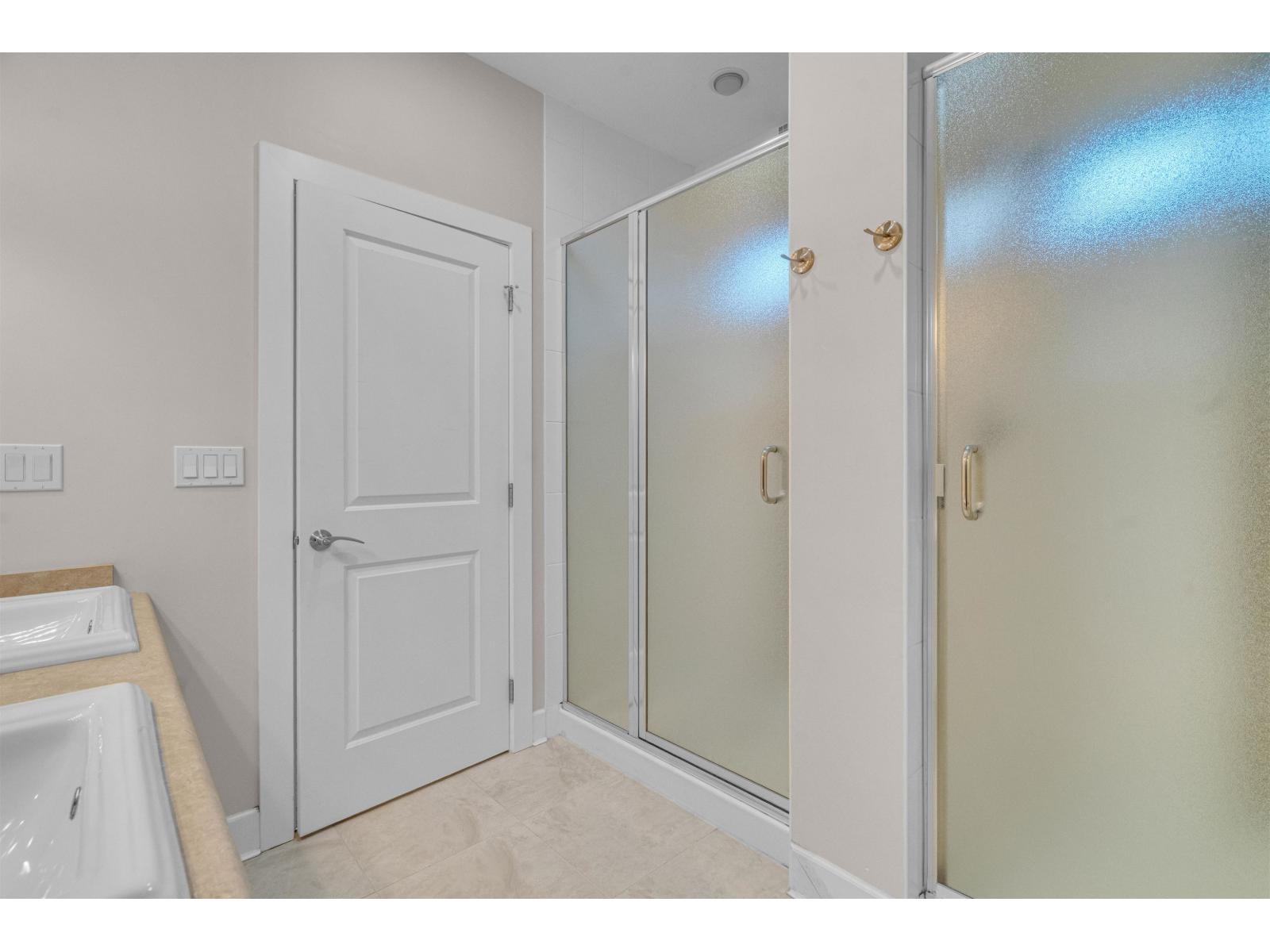 14063 91a Avenue, Surrey, British Columbia  V3V 1J5 - Photo 27 - R3057793