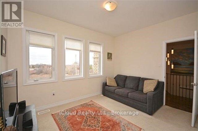 109 Kaitting Trail Trail, Oakville, Ontario  L6M 0T6 - Photo 20 - W12405422
