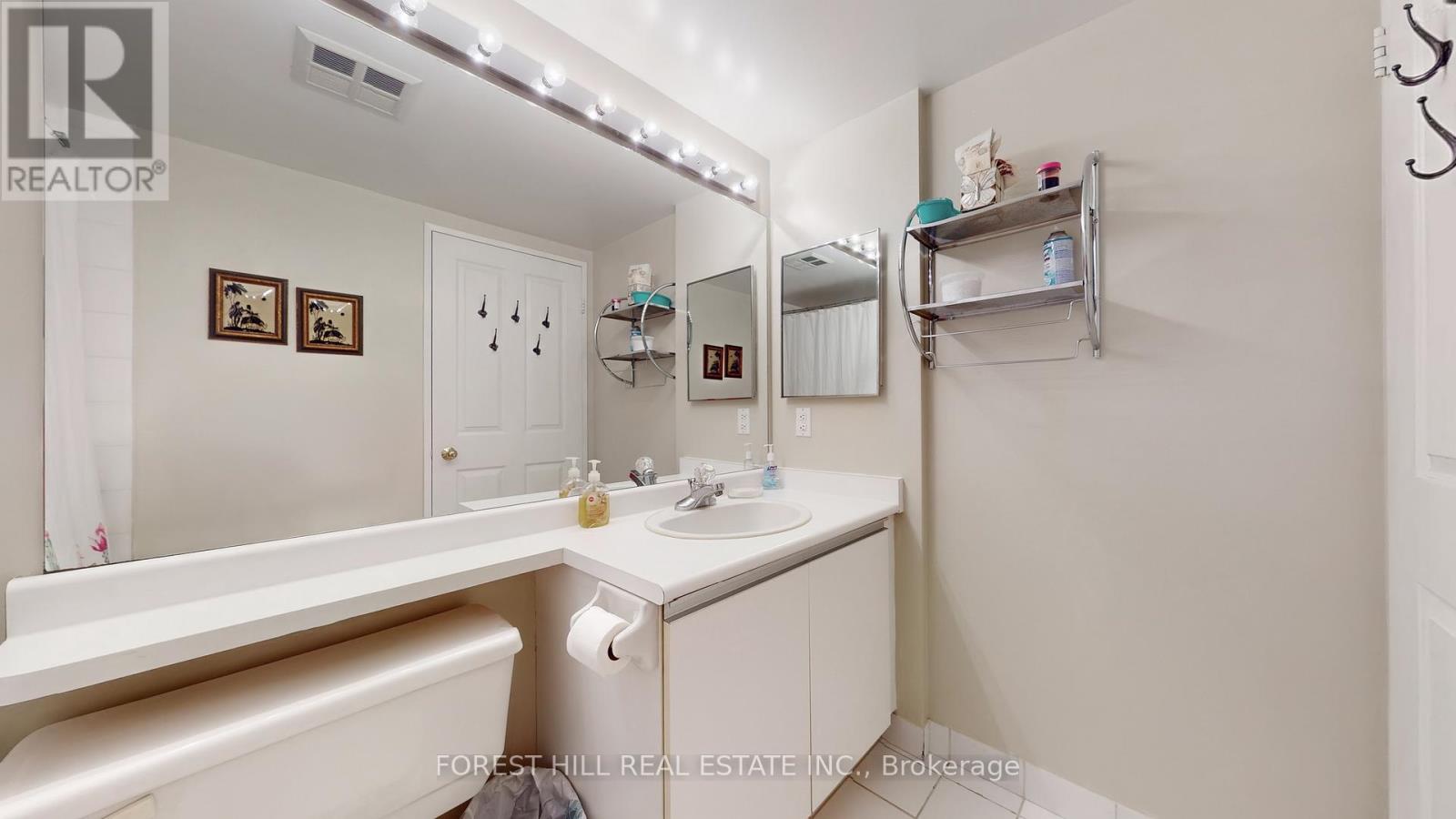 1109 - 110 Promenade Circle, Vaughan, Ontario  L4J 7W8 - Photo 28 - N12459331