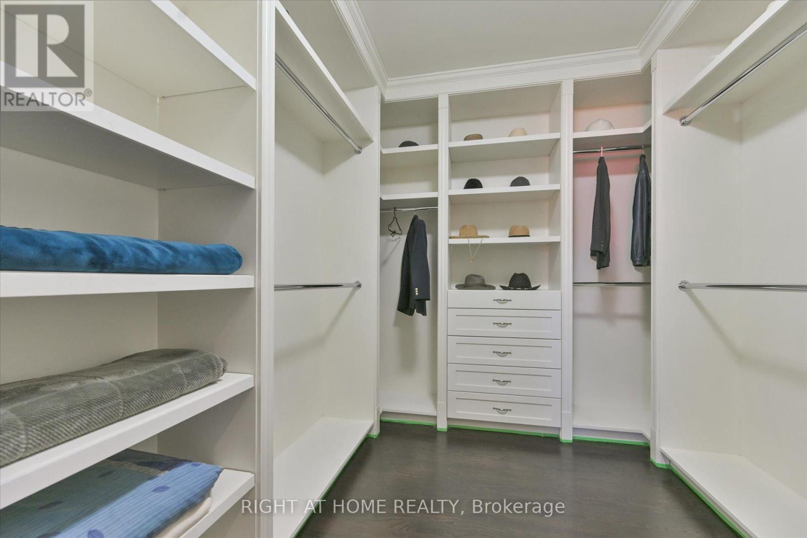 18 Mccowan Lane, Whitchurch-Stouffville, Ontario  L4A 4C1 - Photo 26 - N12414130