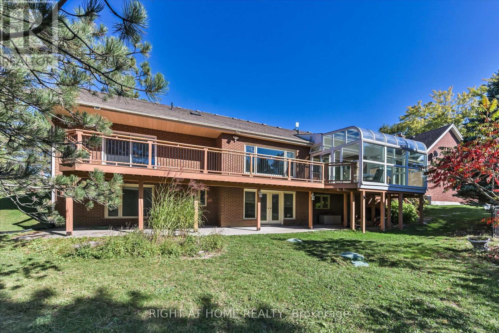 18 Mccowan Lane, Whitchurch-Stouffville, Ontario  L4A 4C1 - Photo 41 - N12414130