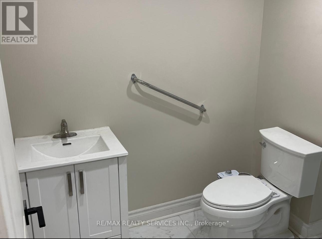Bsmt - 24 Autumn Glen Circle, Toronto, Ontario  M9W 6C3 - Photo 32 - W12457228