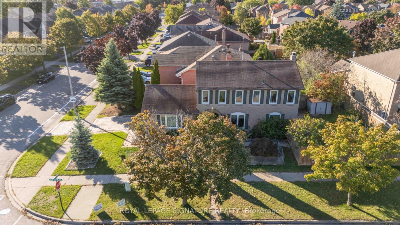 1556 Amberlea Road, Pickering, Ontario  L1V 4V8 - Photo 2 - E12459343