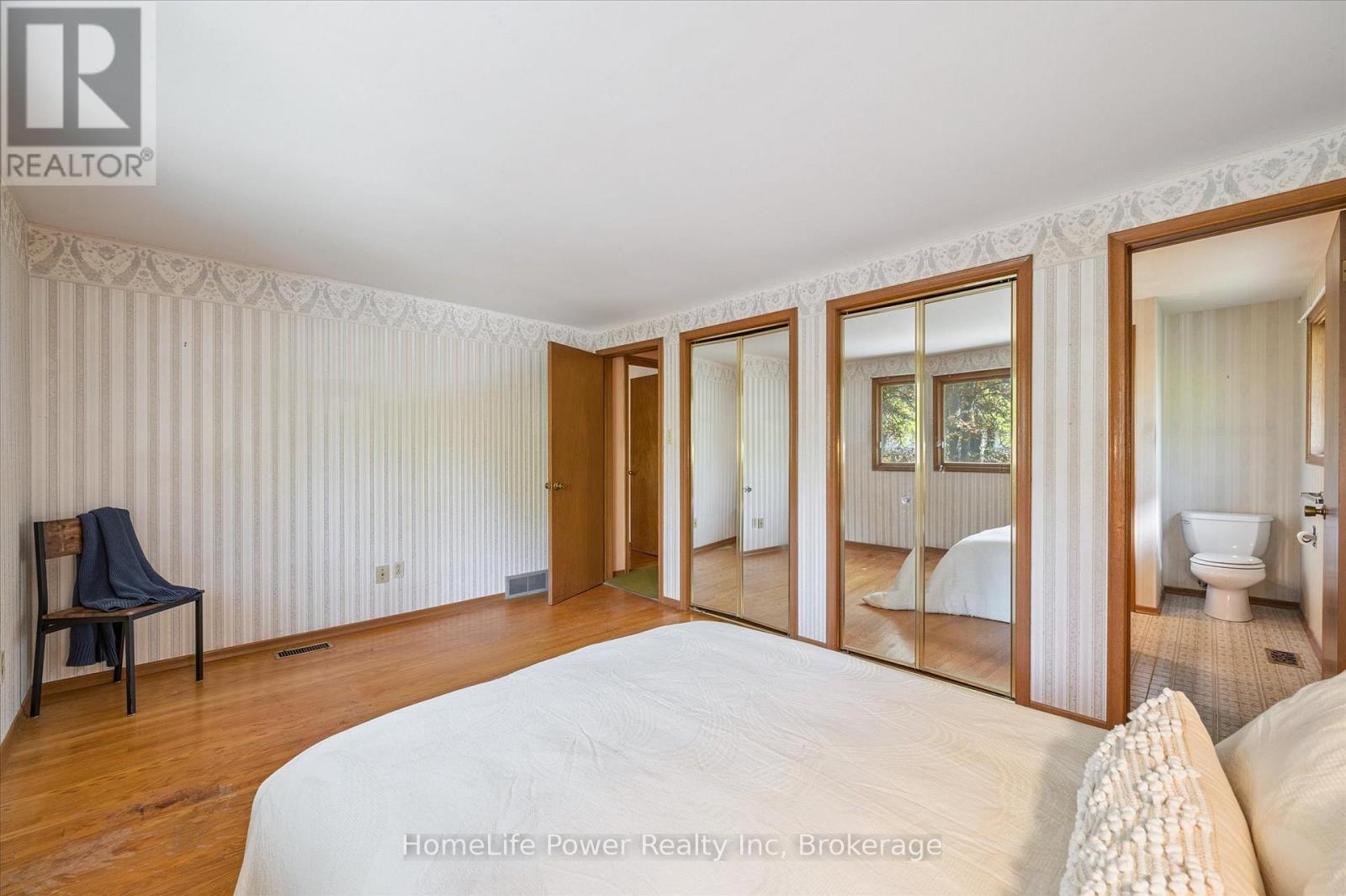 2 Berkley Place, Guelph, Ontario  N1E 1E6 - Photo 28 - X12459347