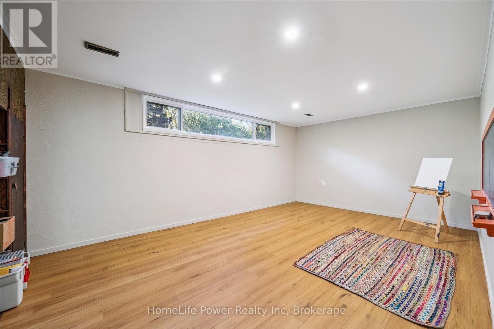 2 Berkley Place, Guelph, Ontario  N1E 1E6 - Photo 30 - X12459347