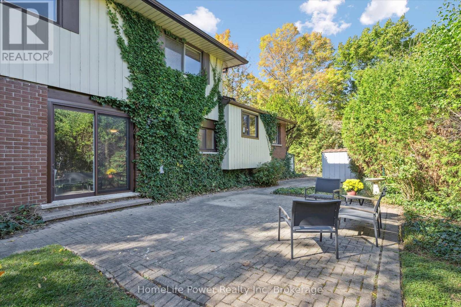 2 Berkley Place, Guelph, Ontario  N1E 1E6 - Photo 33 - X12459347