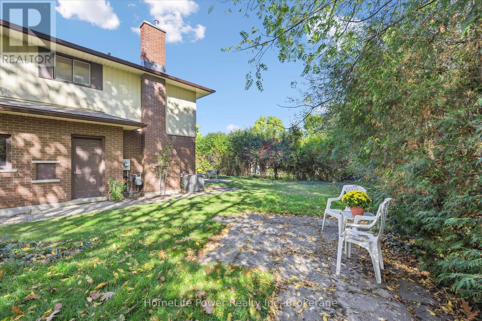 2 Berkley Place, Guelph, Ontario  N1E 1E6 - Photo 35 - X12459347