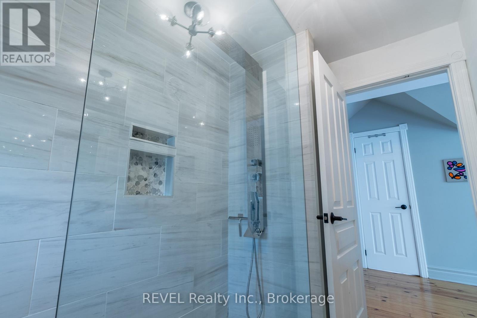 140 West Street W, Port Colborne, Ontario  L3K 4E1 - Photo 32 - X12459349