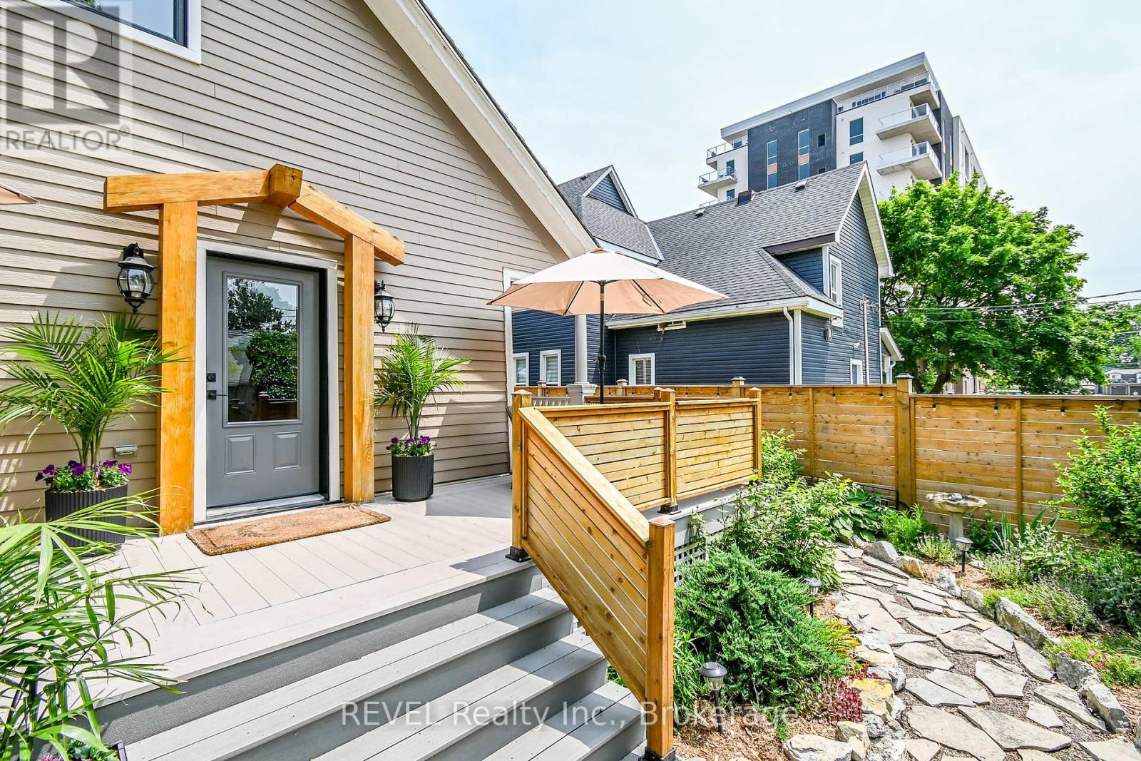 140 West Street W, Port Colborne, Ontario  L3K 4E1 - Photo 44 - X12459349